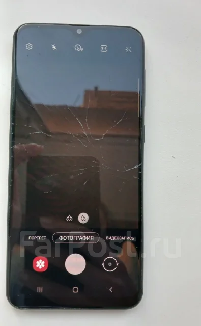 Samsung Galaxy A20. �/�, 32 ��, ������, 4G LTE ����