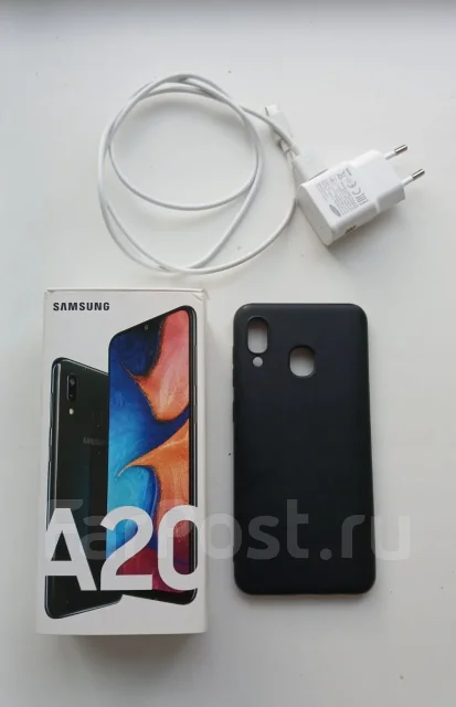 Samsung Galaxy A20. �/�, 32 ��, ������, 4G LTE ����