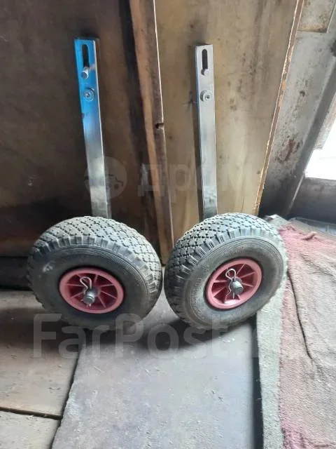 ������� 320. 2015 ���, ����� 3,3��., ��������� ��� ���������, 8��.�., ������ ����