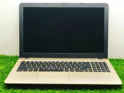 Asus. 15.6", ��� 4 ��, ���� 250���, WiFi: 1, Bluetooth: 1 ����