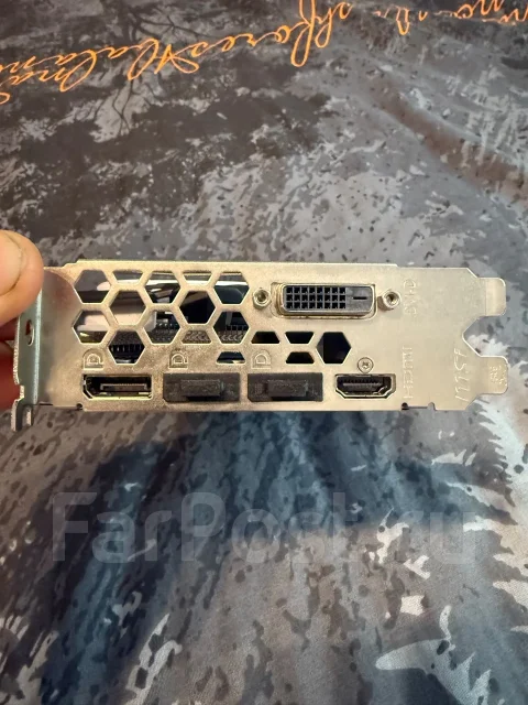 Radeon RX 570 ����