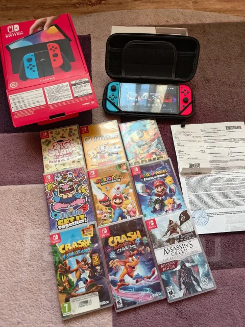 Nintendo Switch OLED ����
