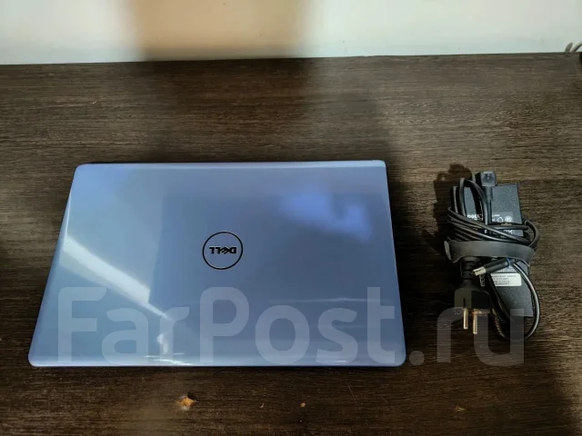 Dell Inspiron 1564. 15", 2����, ��� 3072 ��, ���� 320���, WiFi: 1, Bluetooth: 1, ����������� �� 2��. ����