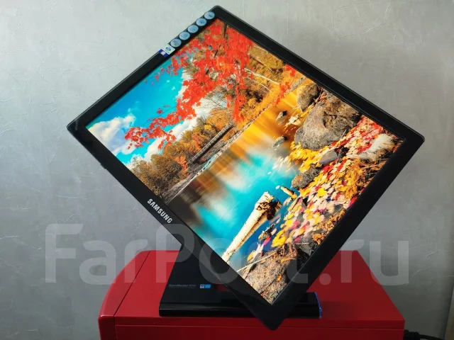 Samsung. 19", ���������� �� (LCD, LED, QLED) ����