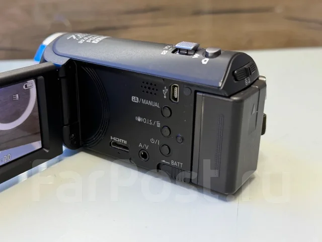 Panasonic HC-V210 ����