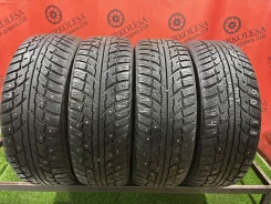 Kumho I'Zen RV Stud KC16