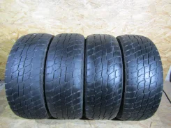 Kumho Road Venture AT61