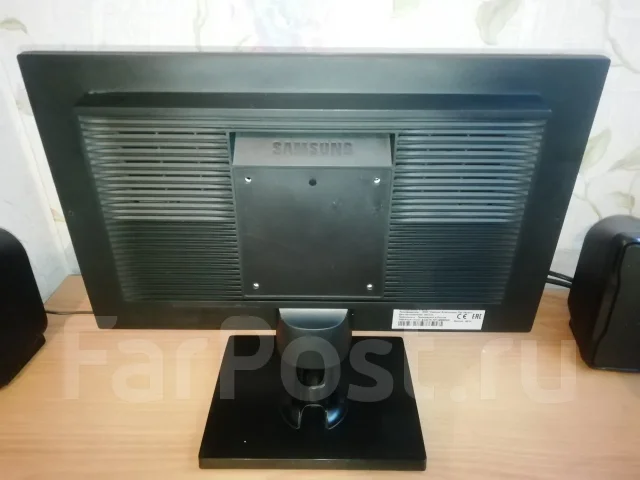 Samsung. 19", ���������� �� (LCD, LED, QLED) ����