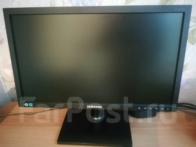 Samsung. 19", ���������� �� (LCD, LED, QLED) ����