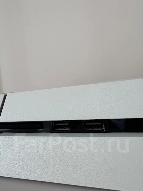 Sony PlayStation 4 ����