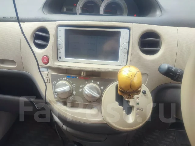 Toyota Sienta. ��������, ��������, 0.1 (110��.�.), ������, 213 555����. �� ����