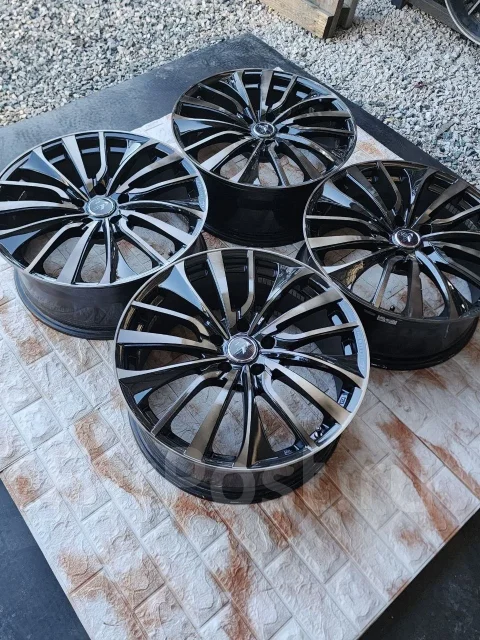 Weds Leonis VT. 8.0x19", 5x114.3, ET35 ����
