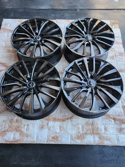 Weds Leonis VT. 8.0x19", 5x114.3, ET35 ����