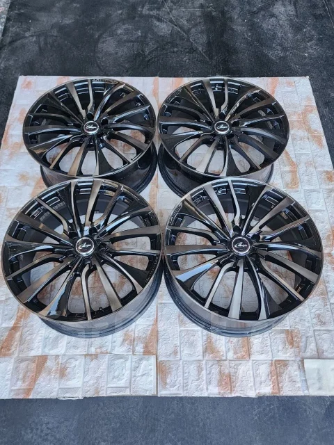 Weds Leonis VT. 8.0x19", 5x114.3, ET35 ����