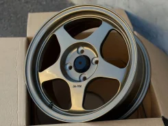 Desmond. 6.5x15", 4x100, ET35, �� 73,1���. ����