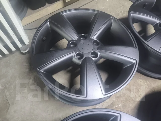 Bridgestone NR. 6.5x17", 5x114.3, ET40, �� 66,1���. ����