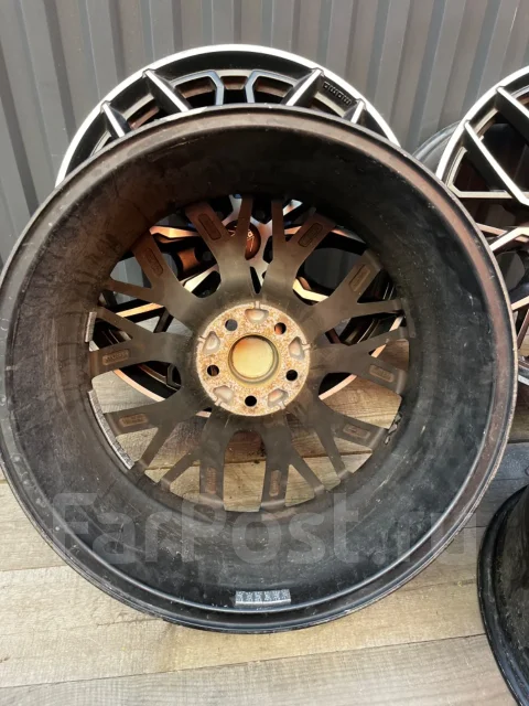 MOMO. 8.5x19", 5x108, ET45, �� 67,1���. ����