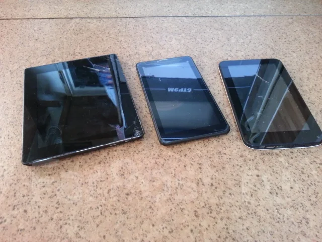 Apple iPad 2. ������ 32 �� ����