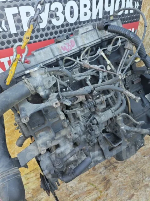 ��������� Mitsubishi Canter 1995 FD501B2A 4M40 ����