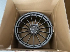 Enkei Racing Revolution RS05RR