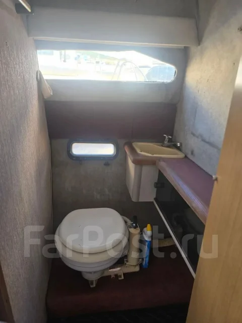 Bayliner. 1988 ���, ����� 7,4��., ��������� ���������, 300��.�., ������ ����