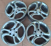 Strada. 7.0x16", 5x114.3, ET45, �� 71,1���. ����