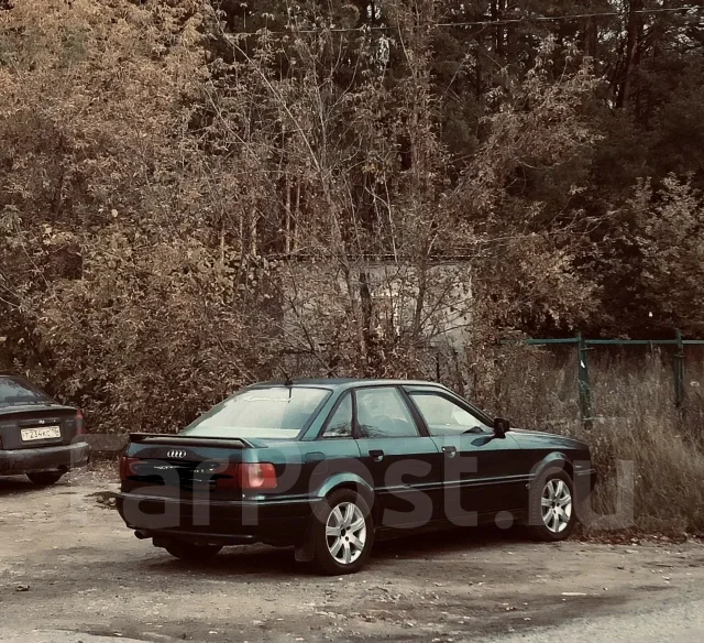 Audi 80 ����