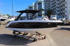 Searay. 2016 ���, ����� 8,5��., ��������� ������������, ������. ��� ����� �� ������������ ����