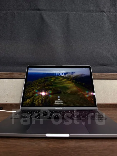 Apple MacBook Pro 13 2020. 13.3", 60����, ��� 8 ��, ���� 512���, WiFi: 1, Bluetooth: 1 ����