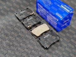 ������� ��������� Akebono MR389575 MR389575 ����