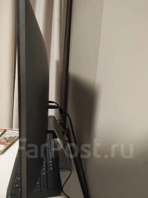 MSI. 27" ����