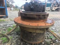 Komatsu PC228 ����