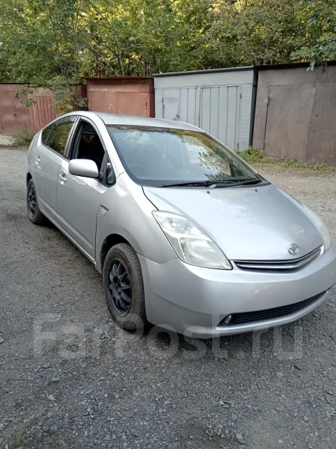 Toyota Prius ����