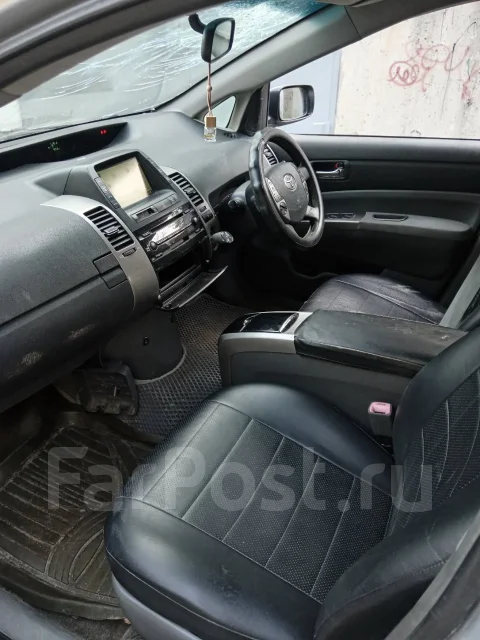 Toyota Prius ����