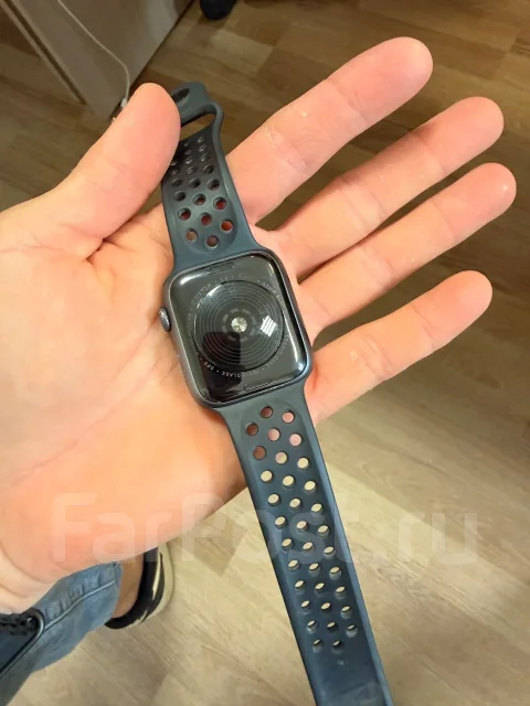 Apple Watch SE Nike ����