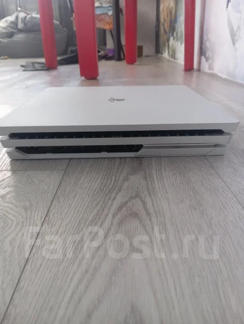 Sony PlayStation 4 Pro ����