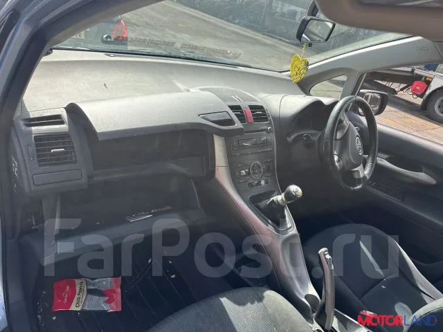 ������� Toyota Auris E15 2006-2012 22156622 281000T030 ����