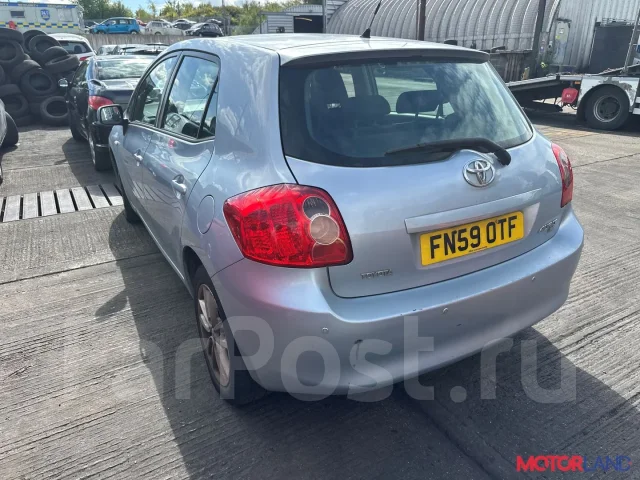 ������� Toyota Auris E15 2006-2012 22156622 281000T030 ����
