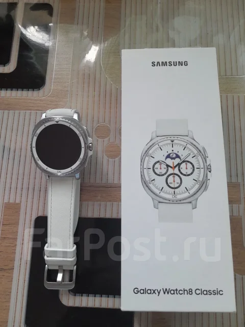 Samsung Galaxy Watch8 Classic. GPS ����