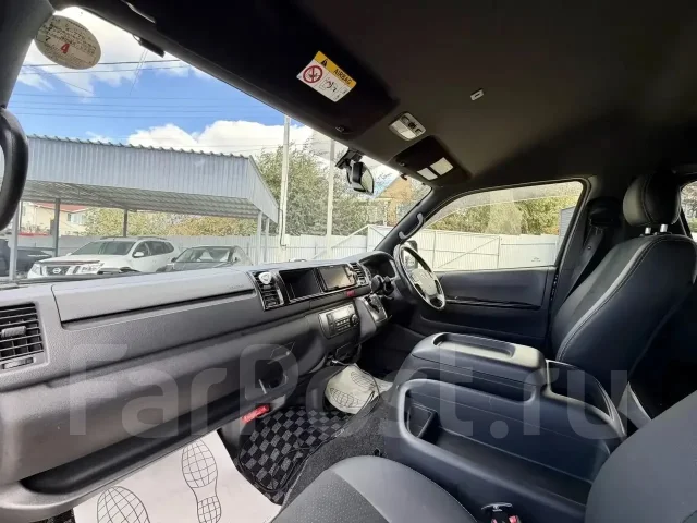 Toyota Hiace. �������, 4wd, 2.7 (160��.�.), ������, 190 000����. �� ����