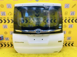 ����� 5� Toyota Esquire 2015 6700528D30 ZWR80G 2Zrfxe, ������ 6700528D30 ����