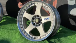 Nismo LMGT2. 8.0/9.0x18", 5x114.3, ET33/32 ����