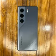 Tecno Camon 40