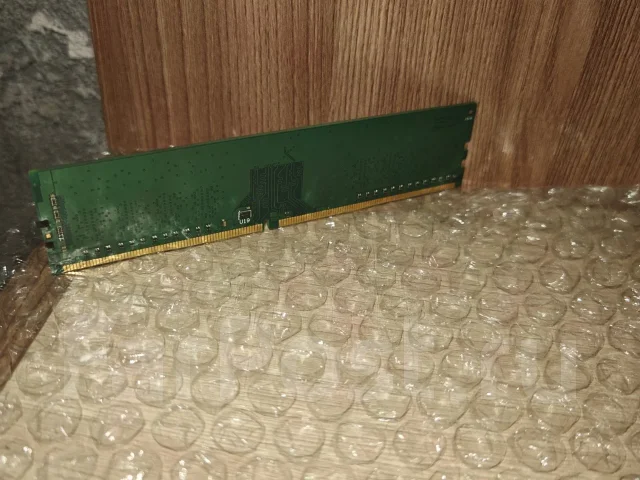DDR4. ����