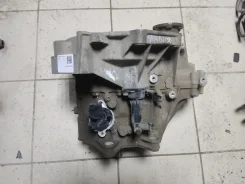 ������ ���� ������ Skoda Fabia 02T301103K ����
