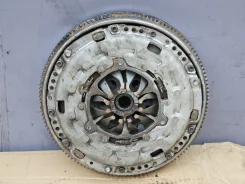 ������� Volkswagen Transporter 2007 03G105266BA T5 1.9 BRS 03G105266BA ����
