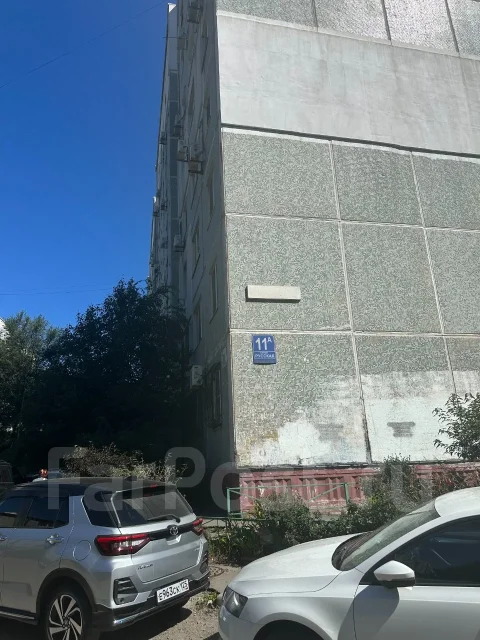 1-���������, ����� ������� 11�. ������ �����, ������� ����, 36���.��., 6/10 ���� ����