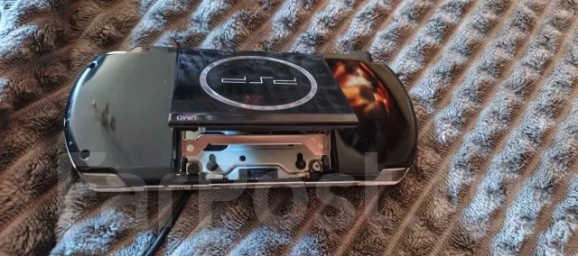 Sony PlayStation Portable ����