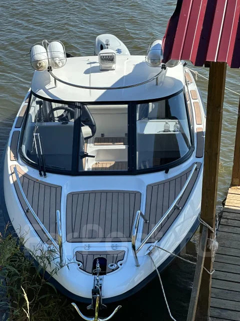 ���� Phoenix 600HT. 2023 ���, ����� 6��., ��������� ���������, 140��.�., ������ ����