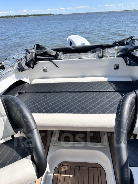 ���� Phoenix 600HT. 2023 ���, ����� 6��., ��������� ���������, 140��.�., ������ ����